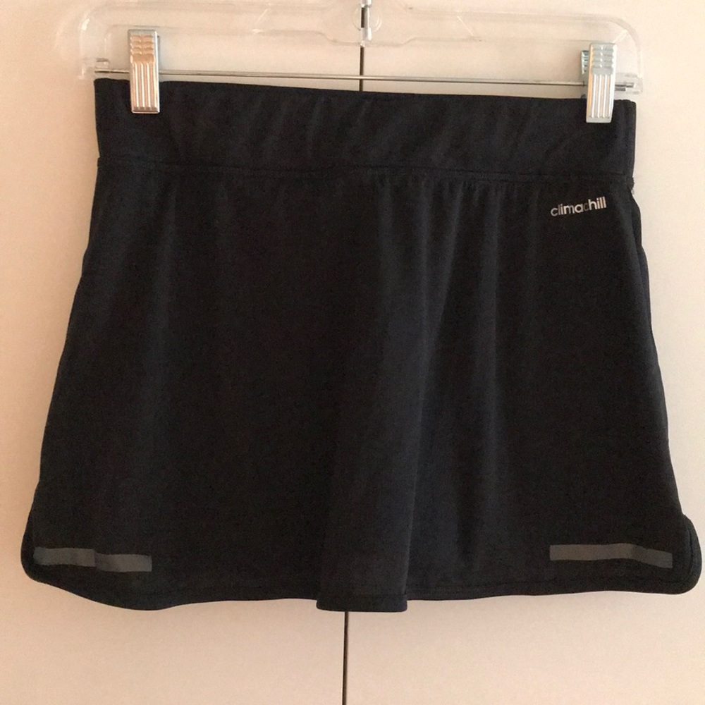 NWOT ADIDAS climachill skort Women’s small